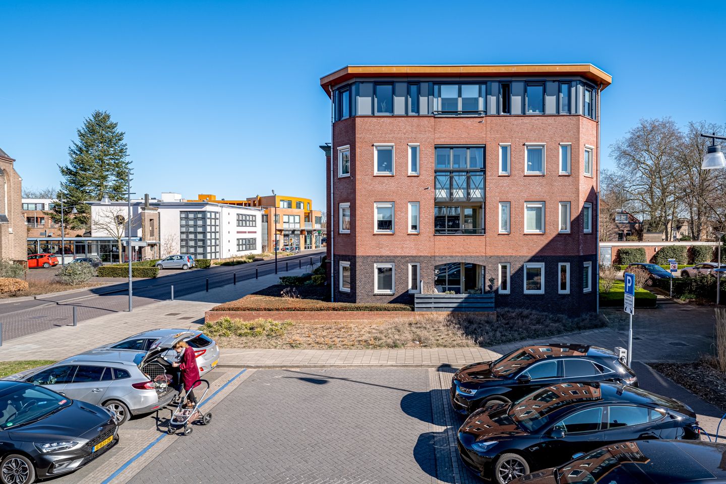 Foto 10 van Kastanjelaan 1-33