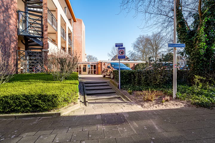 Foto 46 van Kastanjelaan 1-33