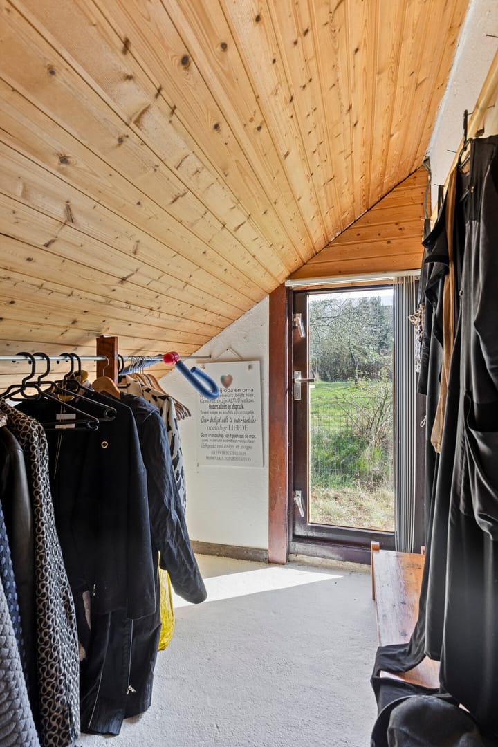 Foto 26 van Lugtenbergerweg 10