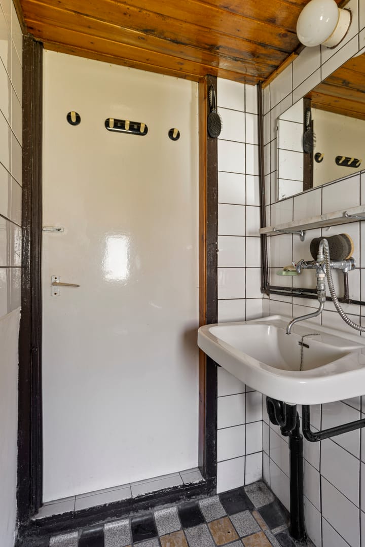 Foto 18 van Lugtenbergerweg 10