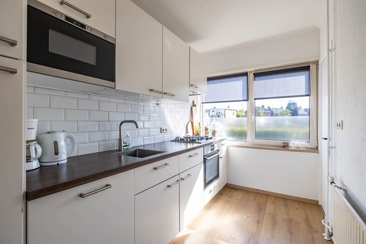 Foto 14 van Roerstraat 8