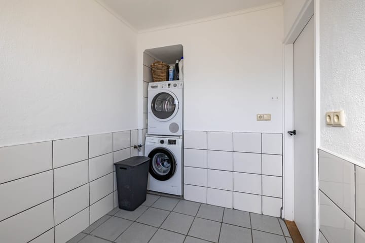 Foto 17 van Roerstraat 8