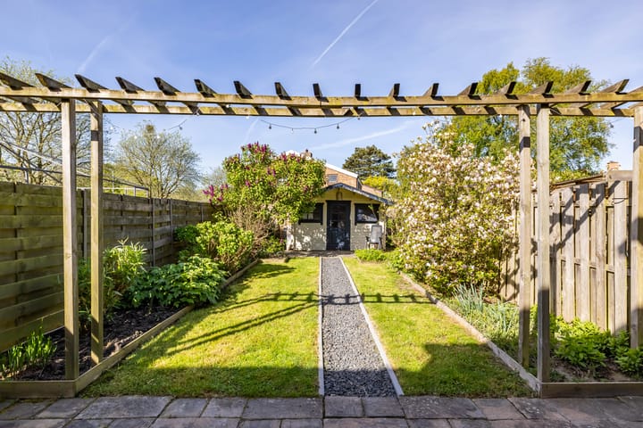 Foto 40 van Roerstraat 8