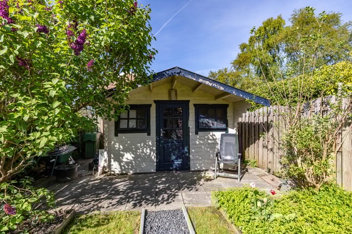 Foto 42 van Roerstraat 8