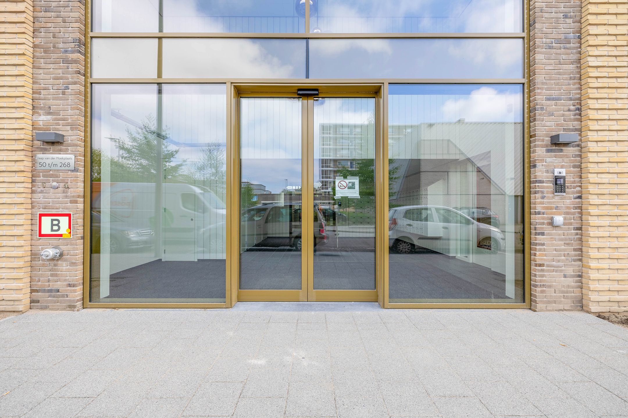 Foto 6 van Jaap van der Hoekplaats 140