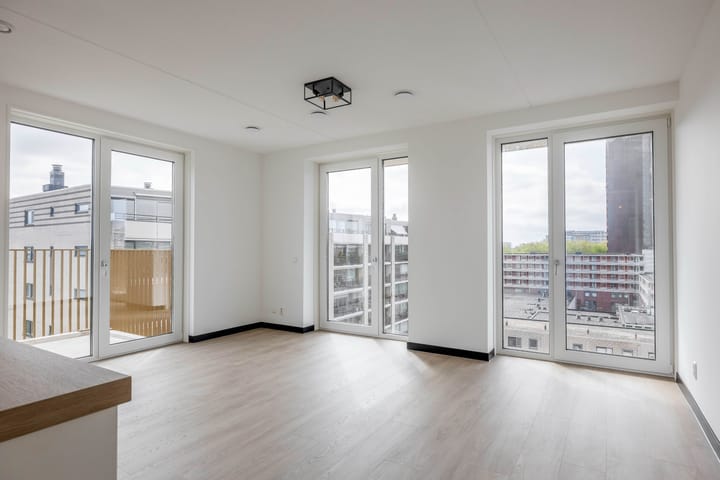 Foto 14 van Jaap van der Hoekplaats 140