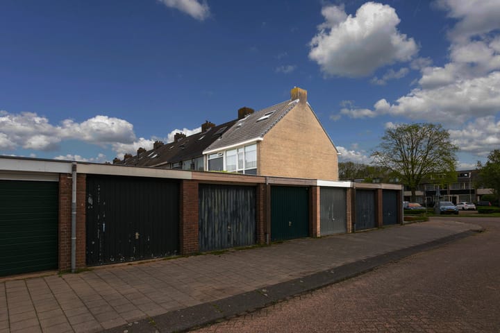 Photo 30 of Magnoliastraat 2