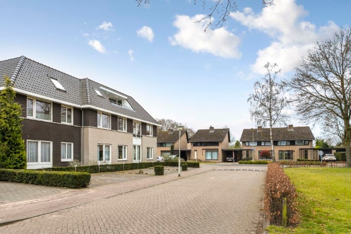 Foto 6 van Margrietstraat 49-B