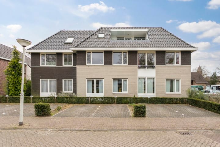 Foto 26 van Margrietstraat 49-B