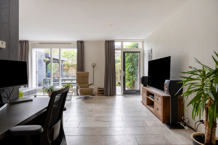 Foto 5 van Koningsvaren 9