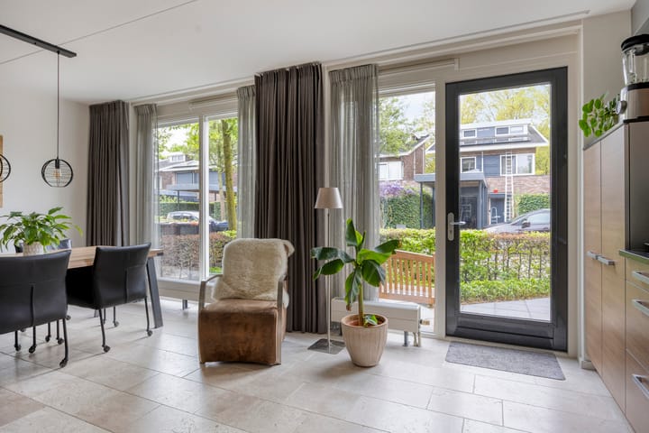 Foto 6 van Koningsvaren 9