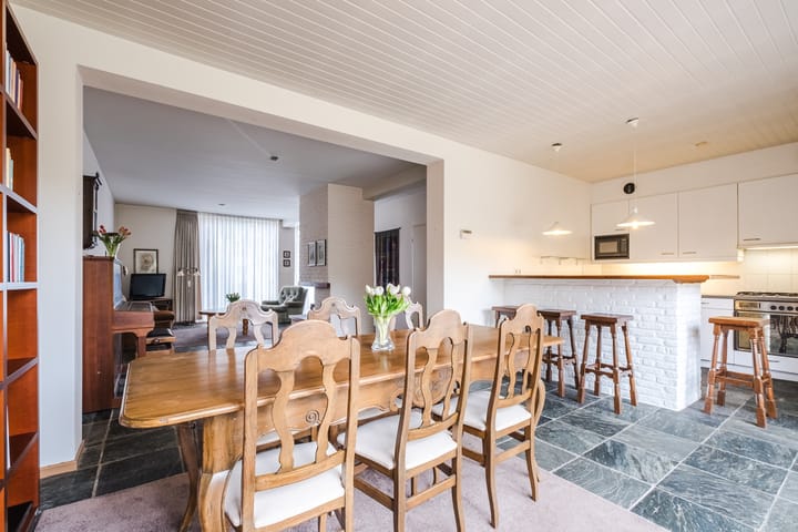 Foto 16 van Oranje-Nassaulaan 211