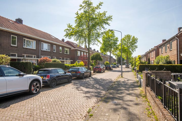 Foto 44 van Mr. Tydemanstraat 7