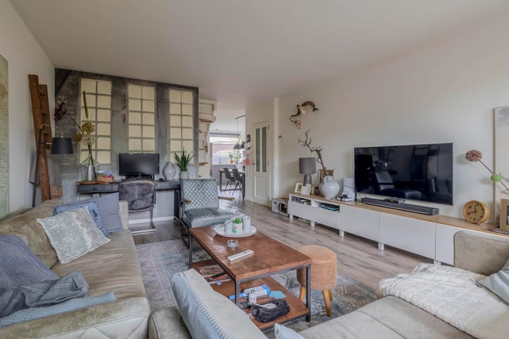 Foto 11 van de Weide 15