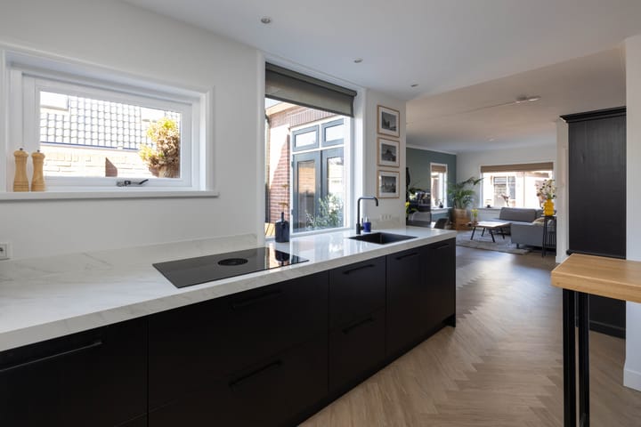 Foto 11 van Meeuwenweg 26