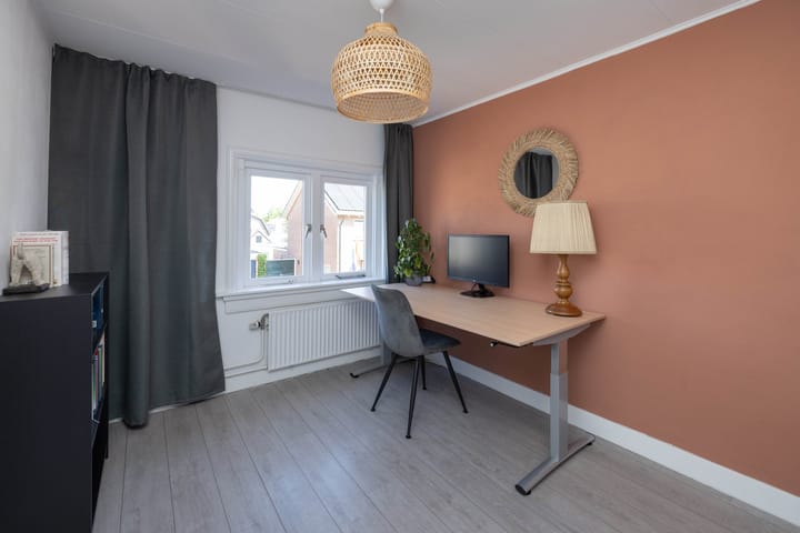 Foto 23 van Meeuwenweg 26