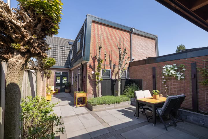 Foto 28 van Meeuwenweg 26