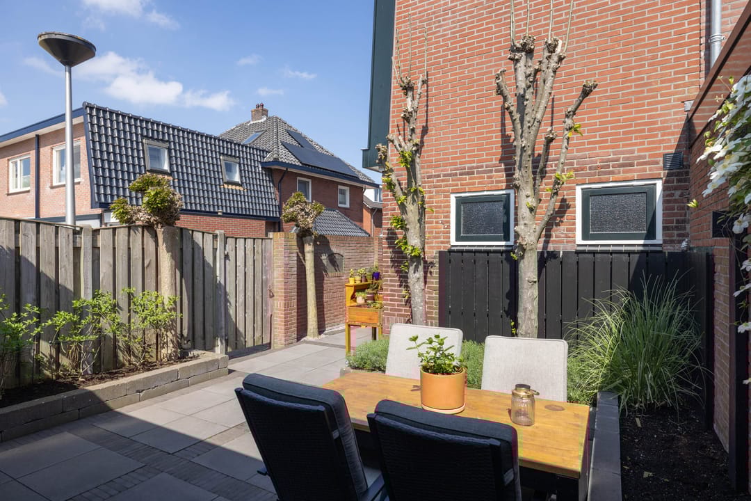 Foto 32 van Meeuwenweg 26