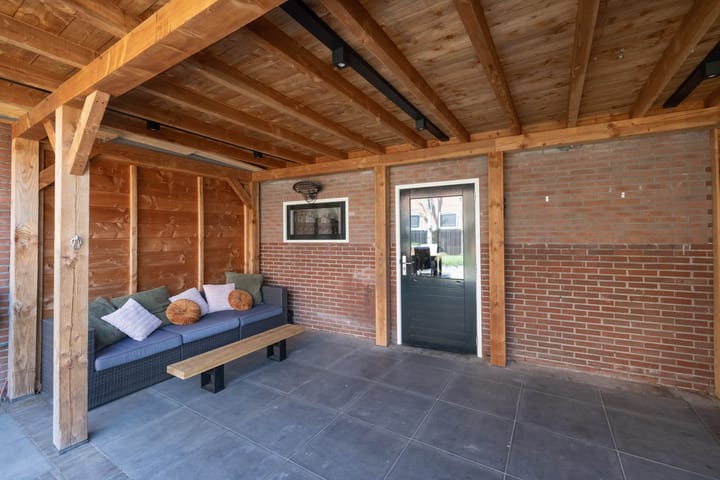 Foto 34 van Meeuwenweg 26