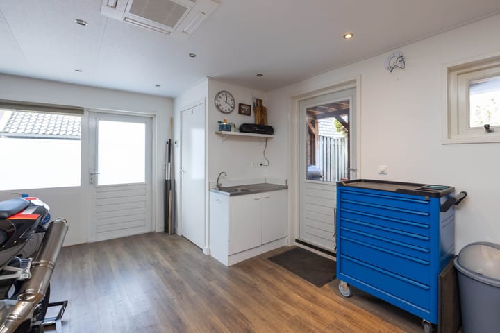 Foto 37 van Meeuwenweg 26