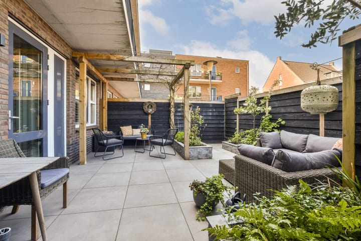 Foto 11 van Vlinderweg 250