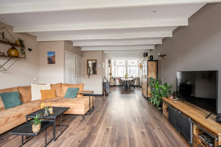 Foto 21 van Markgraaflaan 79