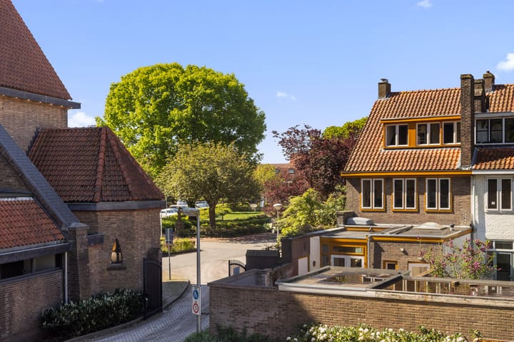 Foto 51 van St Philomenastraat 9