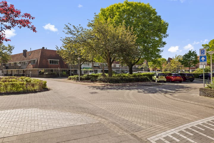 Foto 54 van St Philomenastraat 9