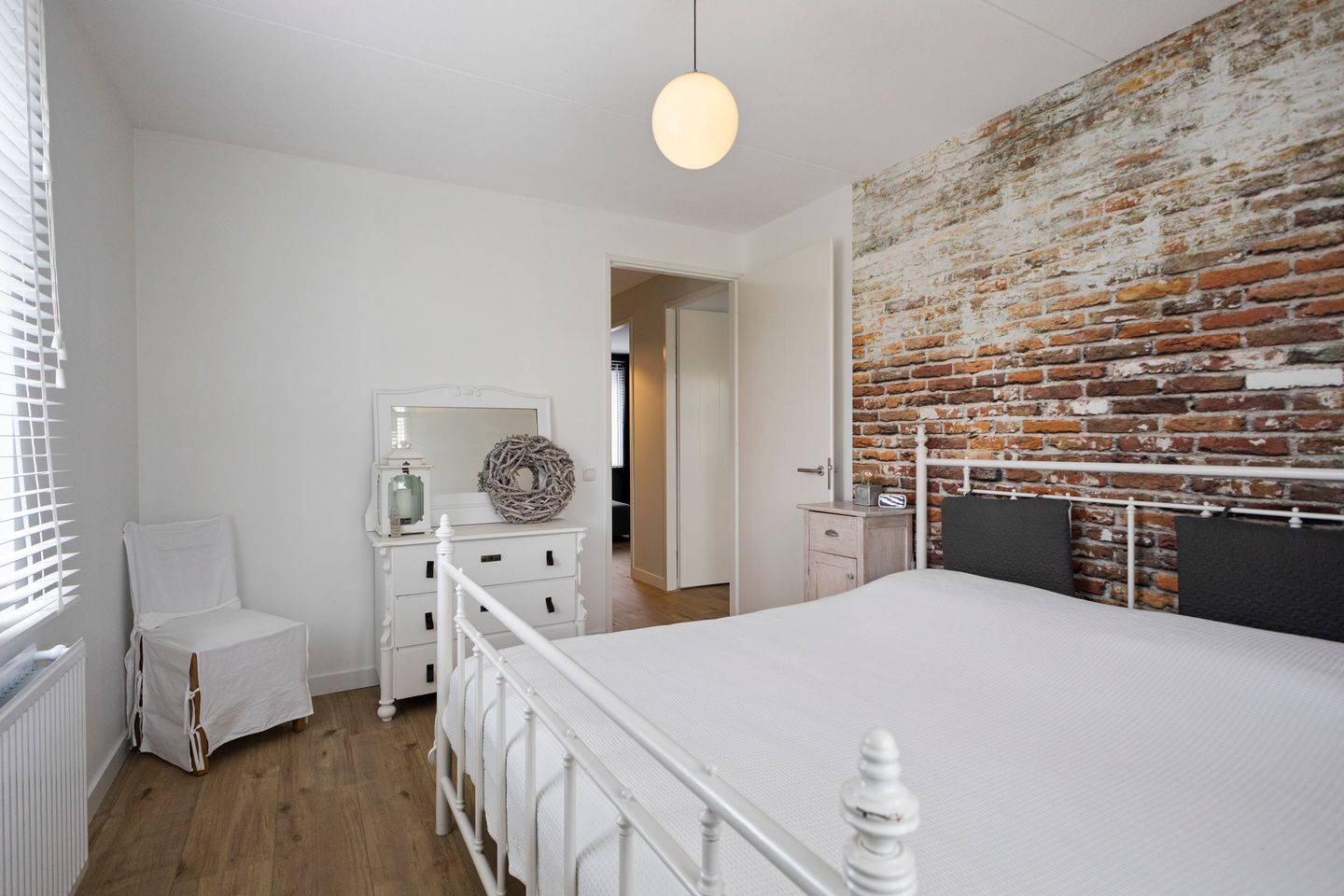 Photo 20 of Eikenhout 3