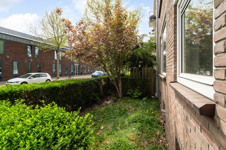 Foto 25 van Jacob van Offwegenlaan 66