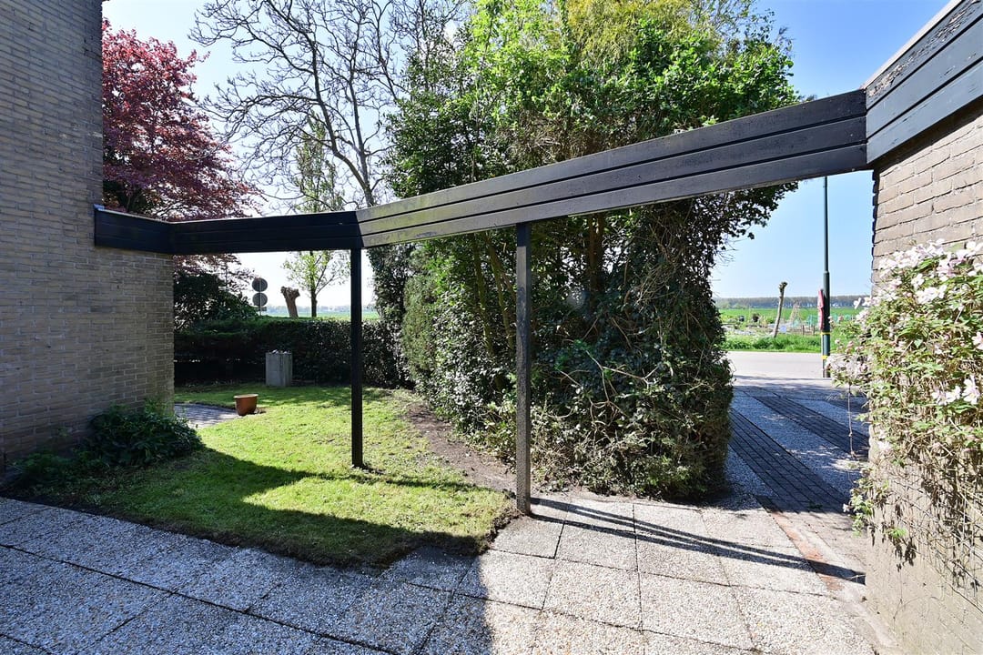 Foto 16 van Spoorlaan 56