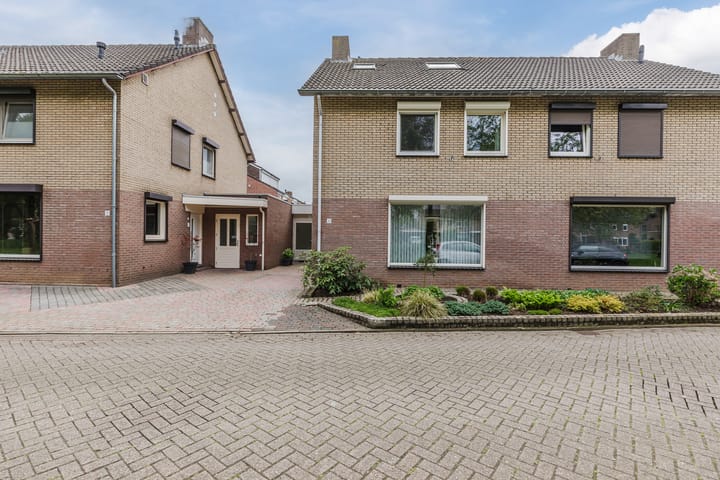 Foto 2 van Obsenichtlaan 6