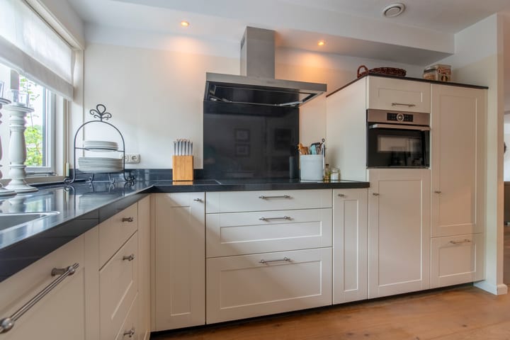 Foto 9 van Lucretia van Merkenlaan 7