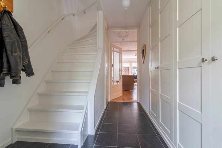 Foto 10 van Lucretia van Merkenlaan 7