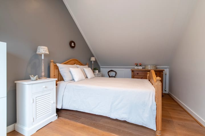 Foto 23 van Lucretia van Merkenlaan 7