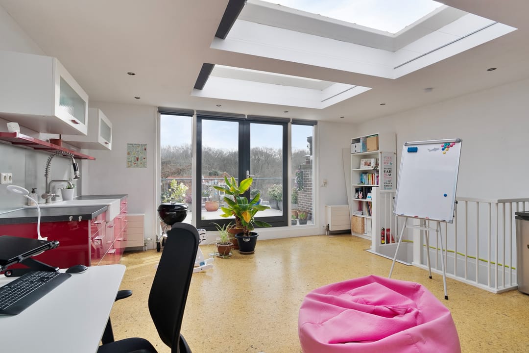 Foto 23 van Roelofsstraat 135