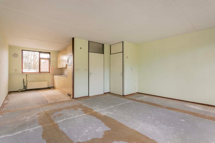 Photo 2 of Apolloburg 61