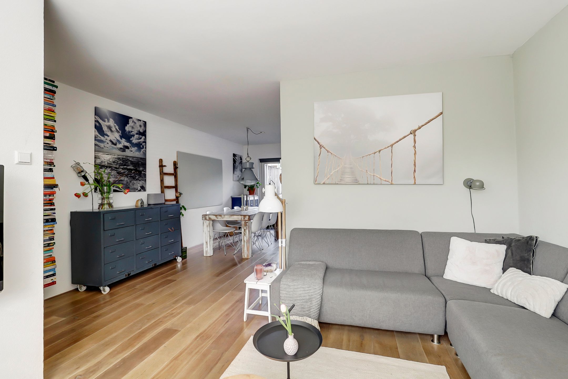 Photo 3 of van Almondelaan 20