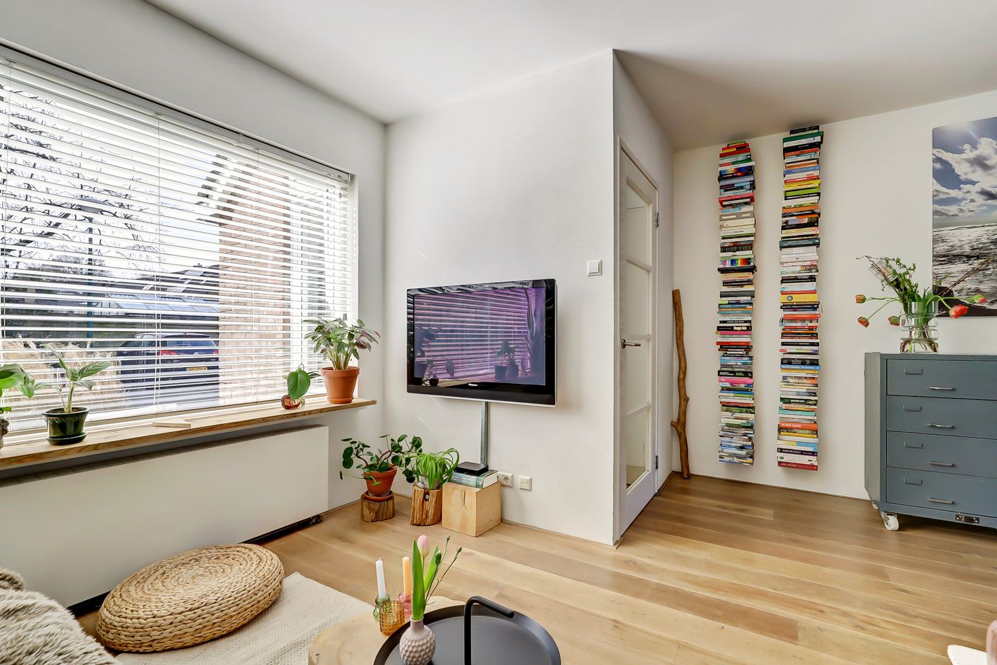 Photo 4 of van Almondelaan 20