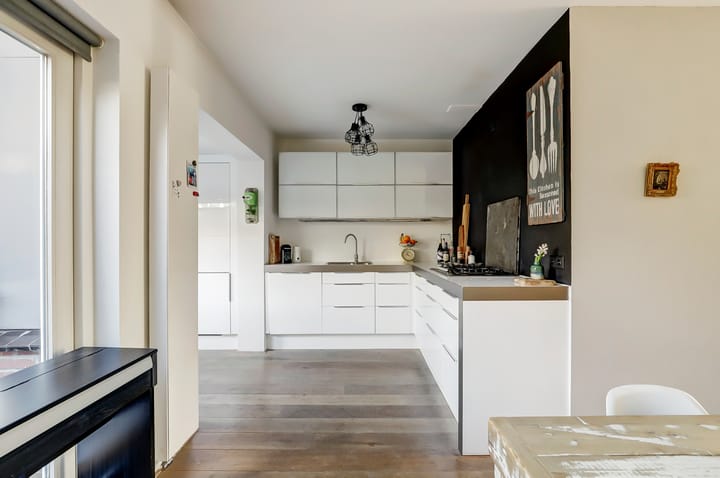 Foto 8 van van Almondelaan 20