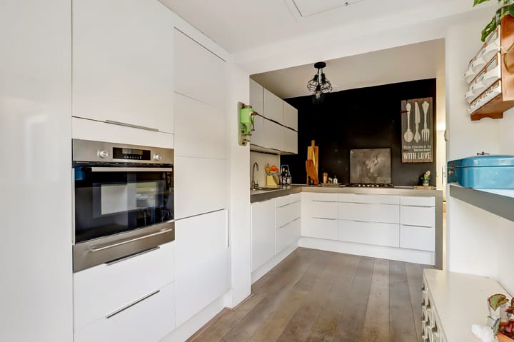 Foto 12 van van Almondelaan 20