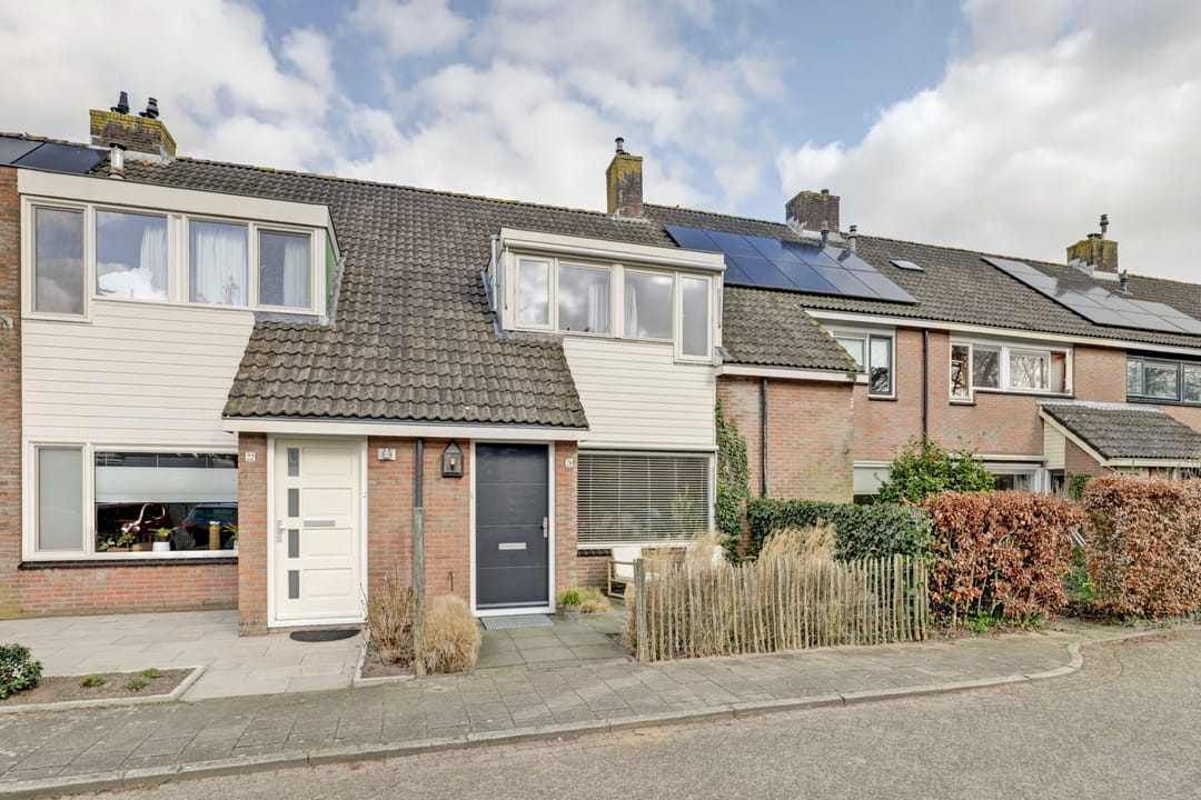 Photo 31 of van Almondelaan 20