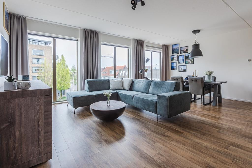 Photo 2 of Hooghuisstraat 20-A