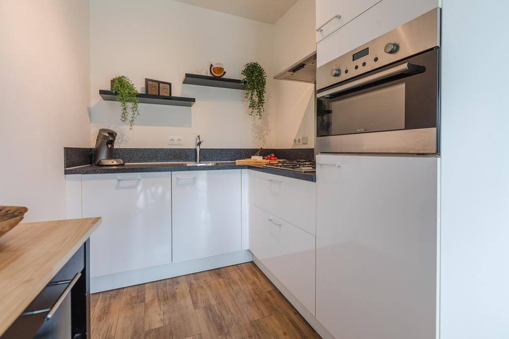 Photo 3 of Hooghuisstraat 20-A