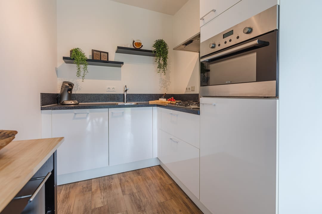 Photo 16 of Hooghuisstraat 20-A