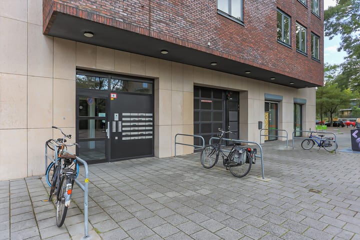 Foto 25 van Merwedestraat 42-A