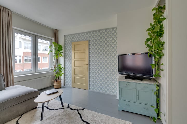 Foto 9 van James Cookstraat 20-2