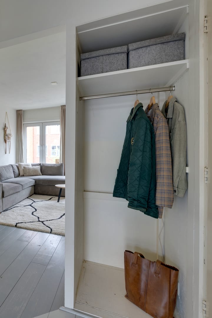 Foto 15 van James Cookstraat 20-2