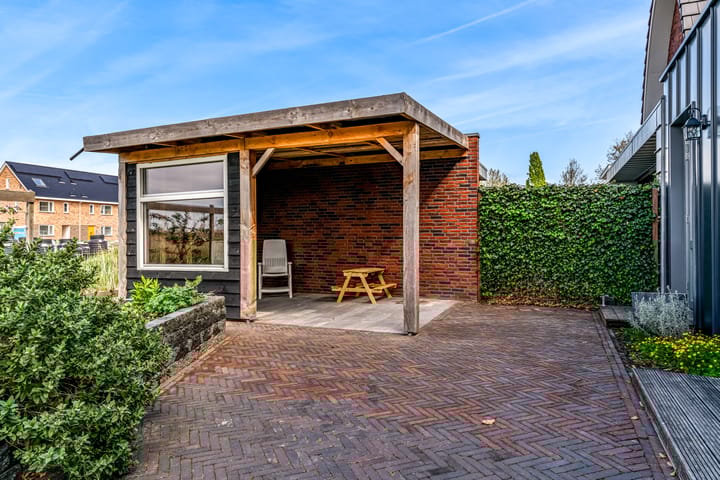 Foto 3 van Hoefsmid 11