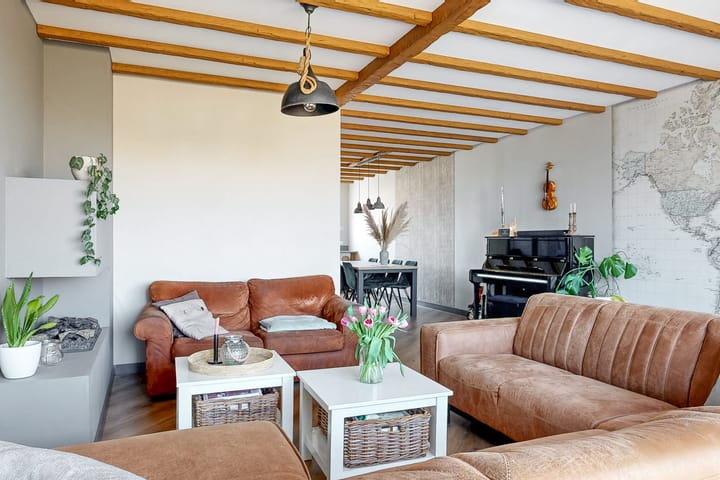 Foto 6 van Hoefsmid 11